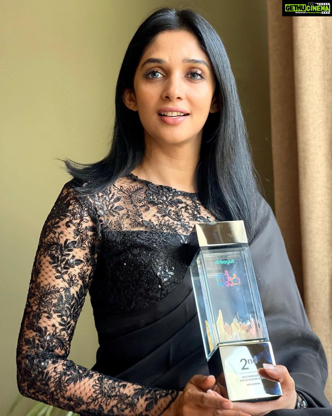 Nyla Usha Instagram - Hey Thankyou. @bayutuae for nominating me along with @khalidalameri(winner) @karenwazen @bin_baz and @narins_beauty. . *Best Instagram Influencer in Dubai* 1st Runnerup. . I know some of you voted♥️ Big hugs Outfit @labelmdesigners