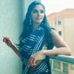 Nyla Usha Instagram - Proudly flaunting what I am, without having to say it. . #handloomday #savetheloom #6yardsofelegance #whenindoubtwearasaree