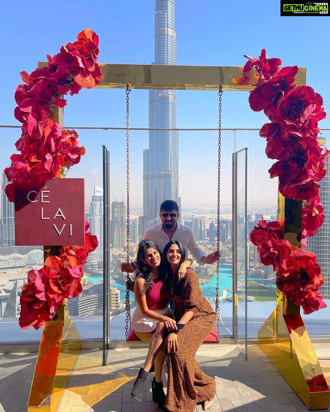 Nyla Usha Instagram - Adding some fancy to our Thursday... Eat Laugh Pose repeat kinda day... @adhipa, @aneeseats and the Burj Khalifa CÉ LA VI Dubai