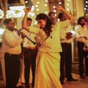 Nyla Usha Instagram - One year of Porinju Mariyam Jose👨‍👨‍👧 
Thankyou Universe🙏🏼
Ever grateful to Joshiy Sir for believing in me. Ever thankful to @joju_george for being the biggest reason (also where is the party?) and to @chembanvinod for being a cool costar. 
To @ajaydavidkachappilly for sharing my beginner chills, to @abhilash_joshiy for being my rock, to the wonderful actors who I was in total awe of and could finally act with, TG Ravi Sir, Vijayaraghavan Sir, Sudhi Koppa,Sarasa Balusseri Amma, @rahulmadhav_ @swasikavj @malavikacmenon @abhishekraveendran_  Sinoj Vargeese...and so many amazing actors.  The most efficient crew @abhilash_n_chandran, @sudhish_gopinath Sibi Challissery angane all of you.
Thanks to each one of you who watched and msgd. I know I have a lot to improve, but Mariyam will be my all time favourite 💞.
It's one year and if you still haven't watched, it's on amazon prime 🤗🙏🏼