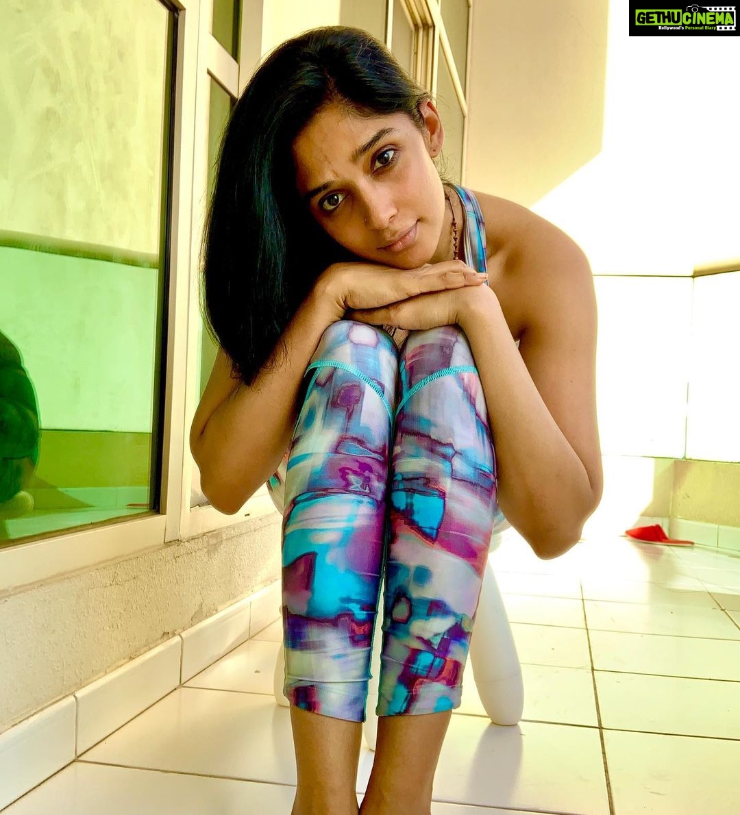 Nyla Usha Instagram - Somewhere between the calm and the chaos.🌊. There are so many things I can't wait to get back to. But that's okay! I accept where I am, focus on the positives of the situation I am in and the many many blessings I have been given. This too shall pass...and everything will be back to normal before we even know it and I will look back at this time I stayed grateful. Of which I came out stronger !