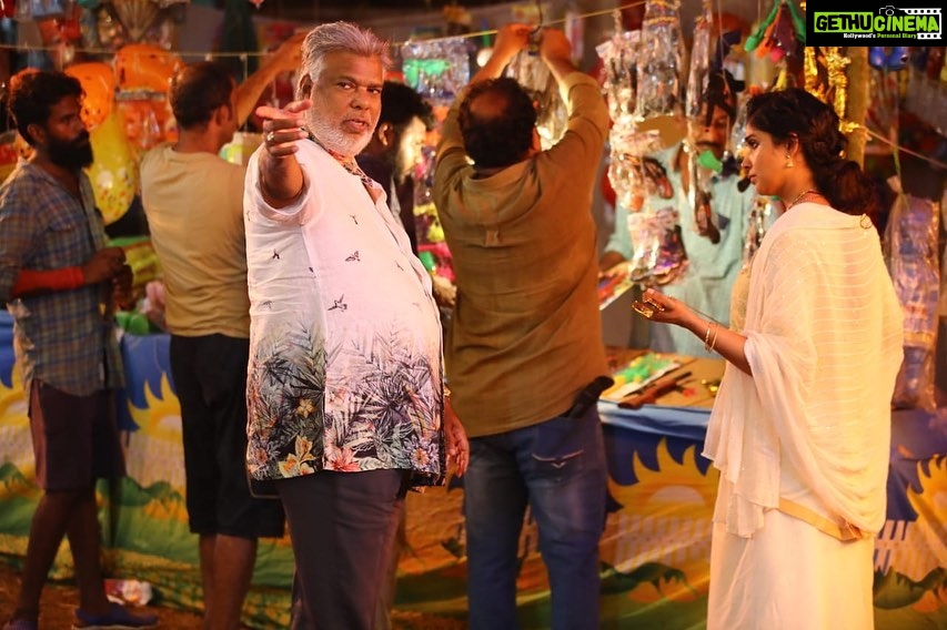 Nyla Usha Instagram - Happy Bday to you Joshiy Sir. Here's wishing you years of health and happiness and plenty of cinemas. Thankyou for the many wonderful movies you gifted us and for Porinju Mariyam Jose...one of the most wonderful things that happened to me in 2019. Lots of love and respect to you Sir ♥️. . Thanks @sinat_savier for the photographs