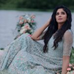 Nyla Usha Instagram - For @labelmdesigners 🌸👗. . Photography @sainu_whiteline MUA @jaan_moni_das