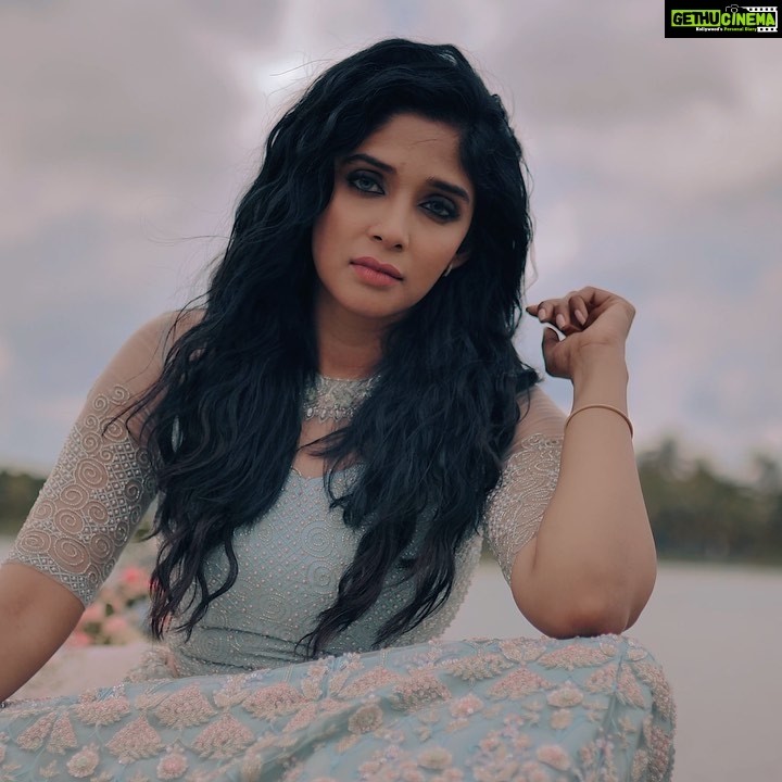 Nyla Usha Instagram - @labelmdesigners X @sainu_whiteline