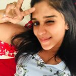 Nyla Usha Instagram - That short little time between a busy week and busier weekend!!! Love and peace ✌🏻 #happythursday😊 #whenyourweekendisntaweekend #butworkisfuntoo