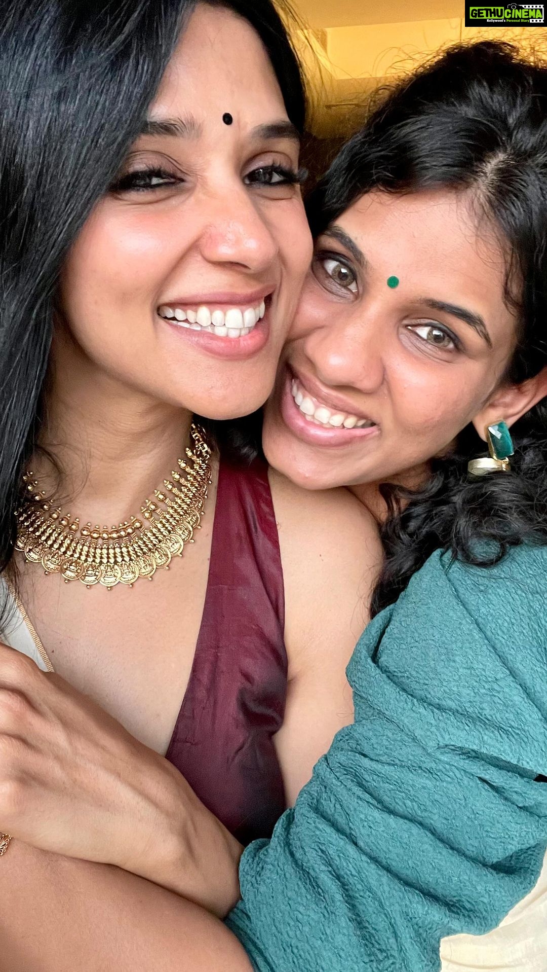 Nyla Usha Instagram - Long pending reel... Also Happy Onam🌸🌼