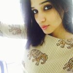 Nyla Usha Instagram – Odi Odi vannappam… Oraaana🐘😄😄😄 … but #whyamipoutinghere 🤔#enjoyingafoggymorning #ilovedubai