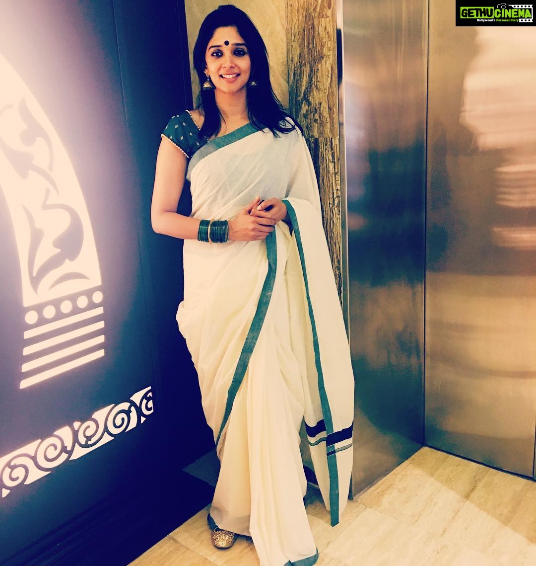Nyla Usha Instagram - Day 2... Simply Onam....