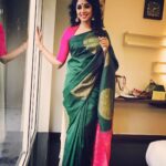 Nyla Usha Instagram - My love for kancheepuram.... #flowerstvawardnight #sareelove #classysassy
