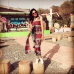 Nyla Usha Instagram - Feeling wildchildish #bighitpicnic #dubaigardenglow #mydubai