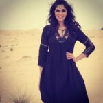Nyla Usha Instagram - Sunset wind and desert Clicked by @arfaziqbal on #iphone7plus #alqudra #hitthedunes2017