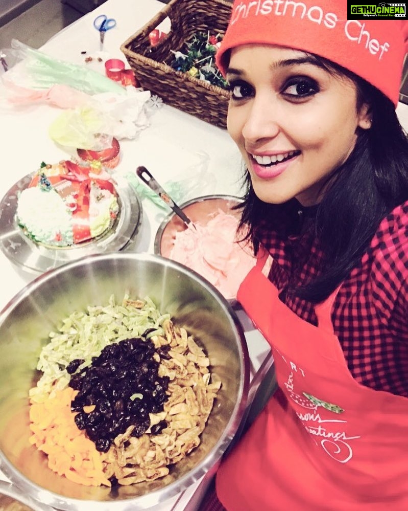 Nyla Usha Instagram - Christmas ... the joy of baking #bakemart #christmastime