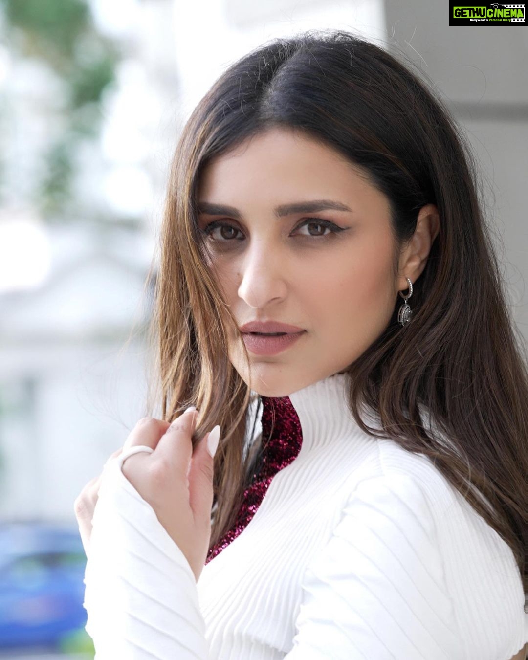 Parineeti Chopra - 657.2K Likes - Most Liked Instagram Photos