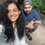 Parvathy Instagram - Avec brother dearest ⭐️Morning hikes to get capture some magical moments! Last slide: Me after my brother tells me about rocks that are called Canadian Shield😂 #niagarafalls Niagara Falls, Ontario