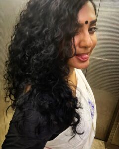 Parvathy Instagram - T’was a good day.🤍

Wearing @roukabysreejithjeevan 
Thank you @sreejithjeevan for the gift. ✨