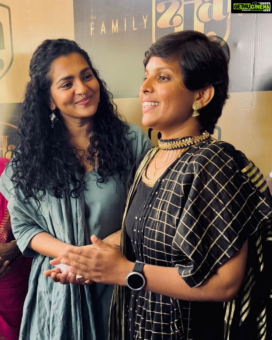 Parvathy Instagram - After the caste killing of her husband Sankar, Kowsalya was given a clerical posting by the Union government. However, she chose to resign after she realised holding that position also came with the demand that she remain silent on the increasing caste based atrocities in our society. However, Kowsalya won’t take any silencing. Not back then when her own family was accused of murdering her husband in front of her own eyes; not now when she’s an outspoken anti-caste force in Tamil Nadu. She has, with the support of some incredibly generous people, started her own business so she can be financially independent and continue her work to liberate and embolden many who are still facing violence in the name of caste. It gave me immense joy to be present at the inaugural event of Kowsalya’s ‘Zha Family Salon’ in Vellalore. I urge everyone who is in and around the district, or passing through to visit her salon and support her. ✨ 📸 second photo: @arunveerstudio