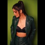 Payal Rajput Instagram – Hola 😈….

@starmaa 
Hairdo @hairartistpoojagupta 
Mua @mua_sriman 
Assisted by @skrajavarma 
Event managed by @umediaentartainments @essdeedigitalmarketing