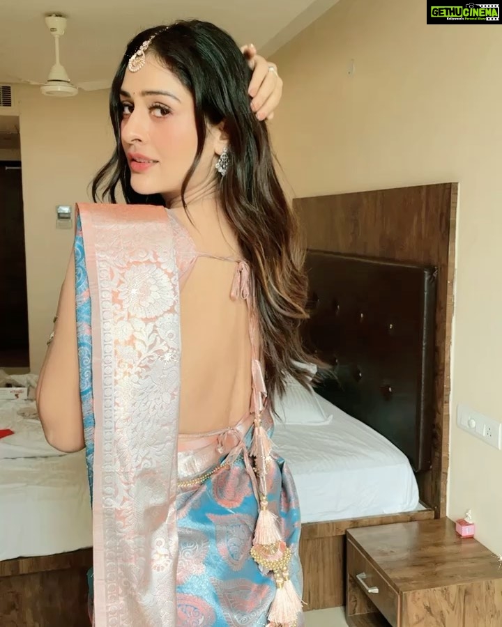 Payal Rajput Instagram - Thanks for your unconditional love & support. Done with an amazing event 🖤 Event managed by @essdeedigitalmarketing @umediaentartainments Mua @mua_sriman Hair @bhanu_makeup_hairstylist Assisted by @skrajavarma Outfit credit @suma.rana23