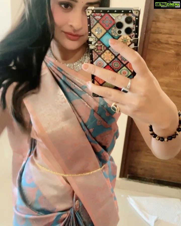 Payal Rajput Instagram - Thanks for your unconditional love & support. Done with an amazing event 🖤 Event managed by @essdeedigitalmarketing @umediaentartainments Mua @mua_sriman Hair @bhanu_makeup_hairstylist Assisted by @skrajavarma Outfit credit @suma.rana23