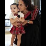 Pearle Maaney Instagram – Helloo! Hellooo! Ellaavarkkum sukham alle… 😀Njangal super aayittirikkunnu.. kando mummyum Niluvum matching matching aanu…Also Oru new Video Youtubil ittittundu. Kaanaan marakkalletto ❤️ photo eduthathu @srinish_aravind aanu keto … 🥰