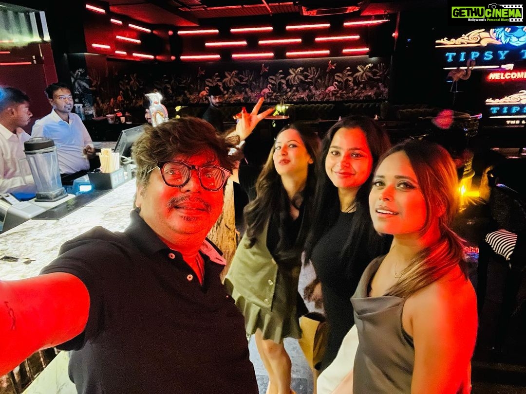 Pooja Bose Instagram - Partying πΊπ»πΊπ»