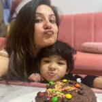 Pooja Bose Instagram – May u live my life too aur kya de sakti hu tujhe 😇😇 my angel my lifeline my everything thanku for choosing my womb to be born and this day I will always celebrate double as ur birthday and a mothers birth day too ❤️