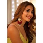 Pooja Hegde Instagram - 🪔💥🪔💥🪔