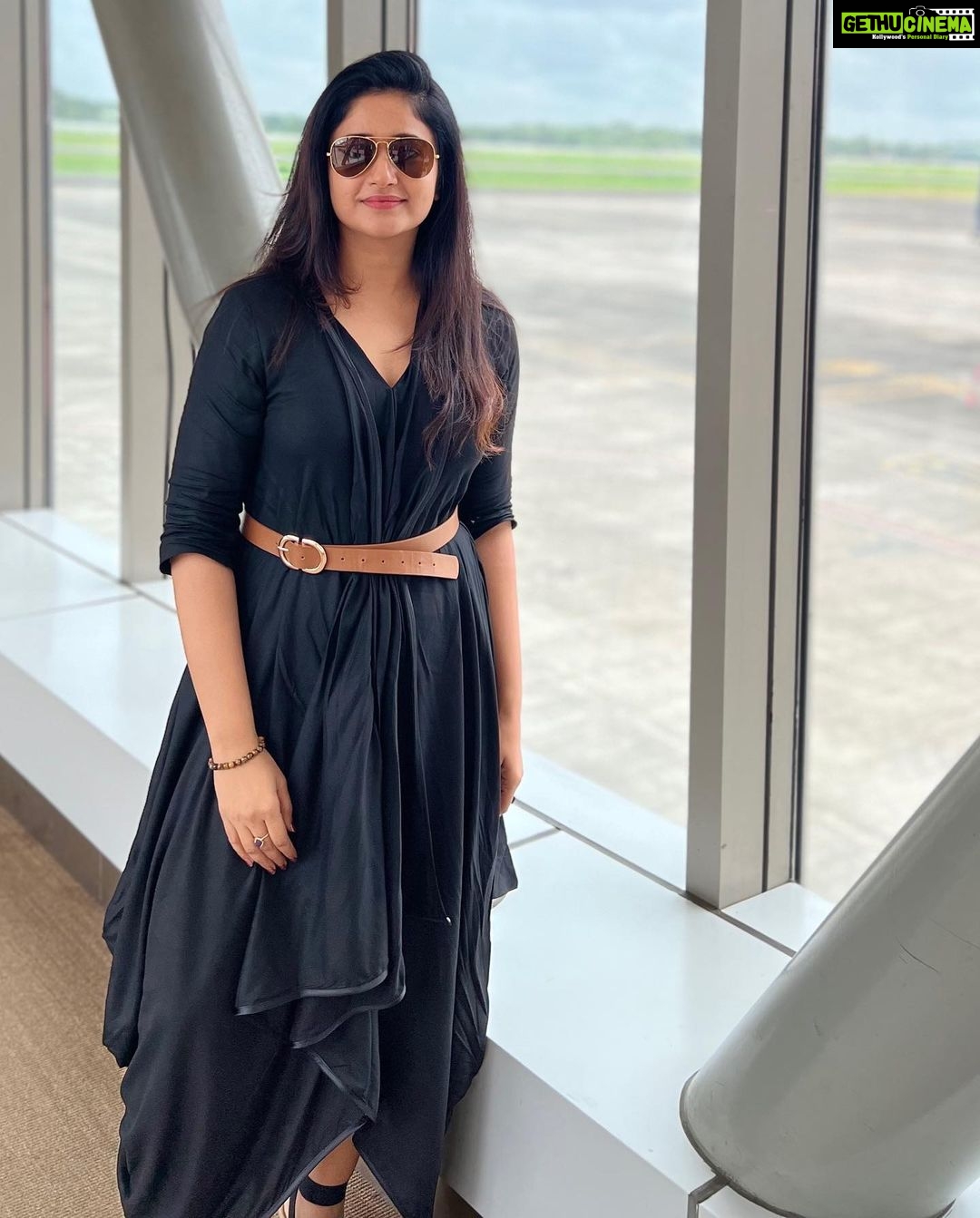 Poonam Bajwa Instagram - #ɢᴏᴅsᴏᴡɴᴄᴏᴜɴᴛʀʏ#keraladiaries#moviepromotions#mainhoonmoosa