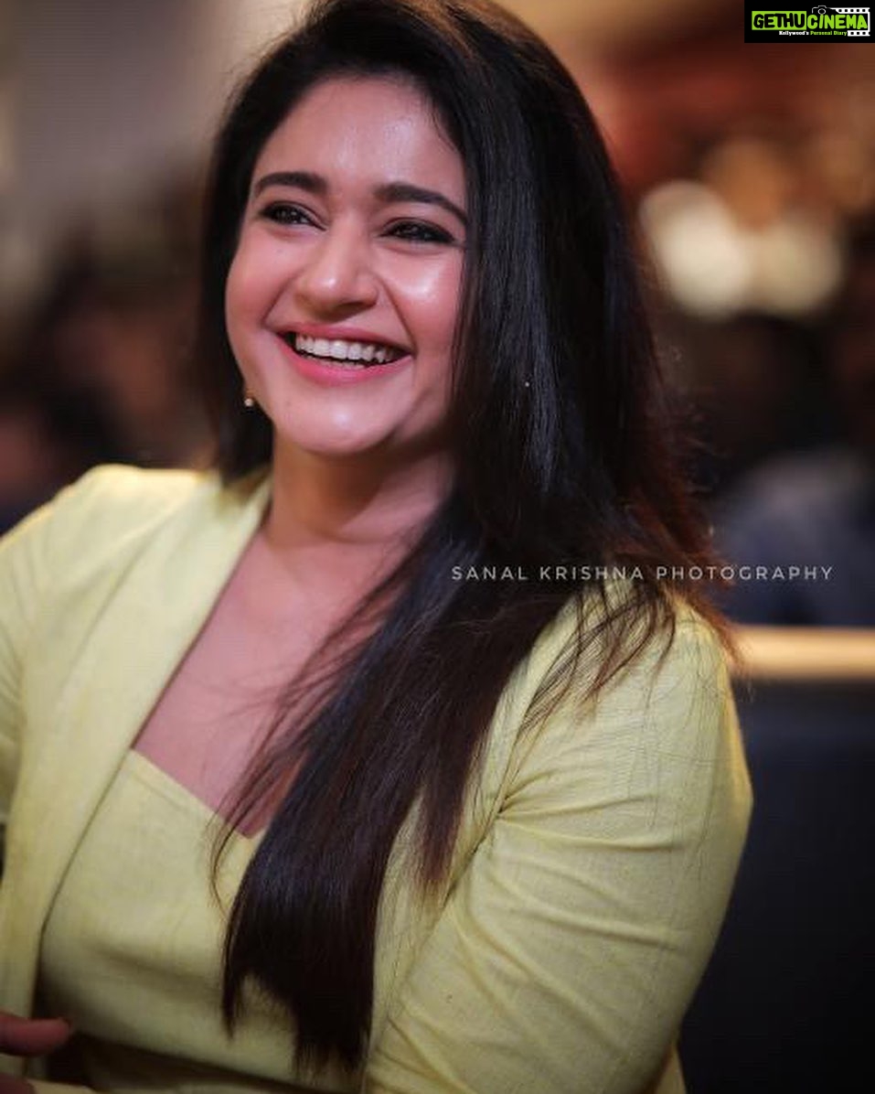 Poonam Bajwa Instagram - #pathonpathaamnoottandu#pressevent#gokulammallcalicut
