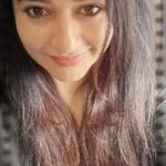Poonam Bajwa Instagram - Good morning 🌟Have a gooood Friday 🖤