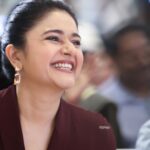 Poonam Bajwa Instagram – In Gods own country capital!Main hoom Moosa out on 30 th Septmember 2022!Much much much love ❤️ to Kerala!!!
Thank you for these clicks @sreeraj_capture !mainhoommoosa#trivandrumdiaries#lulumalltrivandrum#pressevent#mollywood# LuLu MALL Trivandrum