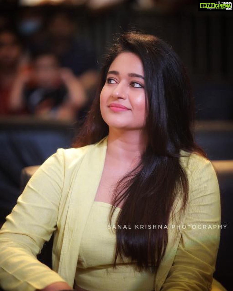 Poonam Bajwa Instagram - #pathonpathaamnoottandu#pressevent#gokulammallcalicut