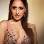 Pragya Jaiswal Instagram – Badan pe sitare lapete hue ✨ 

Outfit @pankajandnidhi 
Jewellery @mahesh_notandass 
Clutch @aclutchstory 
Footwear @zara
Styled by @anshikaav 
Assisted by @roshiijain @styledbytanishaa
Make up @adhishreep 
Hair @ramihalder
Photographer @shivamguptaphotography