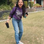 Prajakta Koli Instagram - Got a Scooby Doo sweatshirt on! 🐶🤍