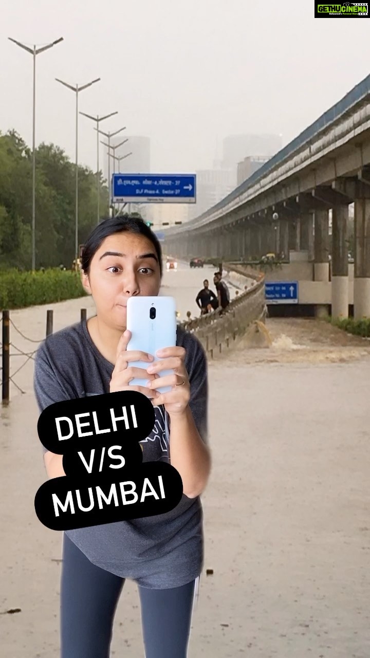 Prajakta Koli Instagram - Paani udhar bhi hai. Paani idhar bhi hai. 💦😂