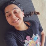 Prajakta Koli Instagram - Day 130 of #SelfQuarantine : Lying happy DED on my mat this morning! Whatte start to the weekend! 💪💫 #GoodMorning