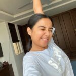 Prajakta Koli Instagram - Day 119 of #SelfQuarantine : Can you hear this picture? #GoodMorning ♥️