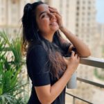 Prajakta Koli Instagram - Lunchtime smile on a Sunday is something elseeeeeee onlyyyy! #HeeHee