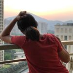 Prajakta Koli Instagram – Day 6 of #SelfQuarantine : Actually watched the sunset.⛅️♥️ #Hmm