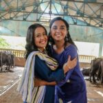 Prajakta Koli Instagram - First episode of #PrettyFit premieres tomorrow at 6pm! Pehla episode hai... had to be with this PHATAAKDI! #Yaaaaaas #YouTubeOriginals