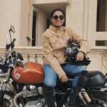 Prajakta Koli Instagram – I LOVE MY JOB because I get to live experiences like this! Thank you @royalenfield ! Also huge shoutout to @rowdy.nisha for being my teacher! New vlog is up on the channel! Where I ride this baby to college! Chegggggit! #WhatFun