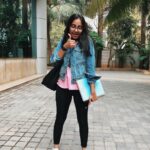 Prajakta Koli Instagram - I am a lil bit of a college girl today! #Holaaaaa