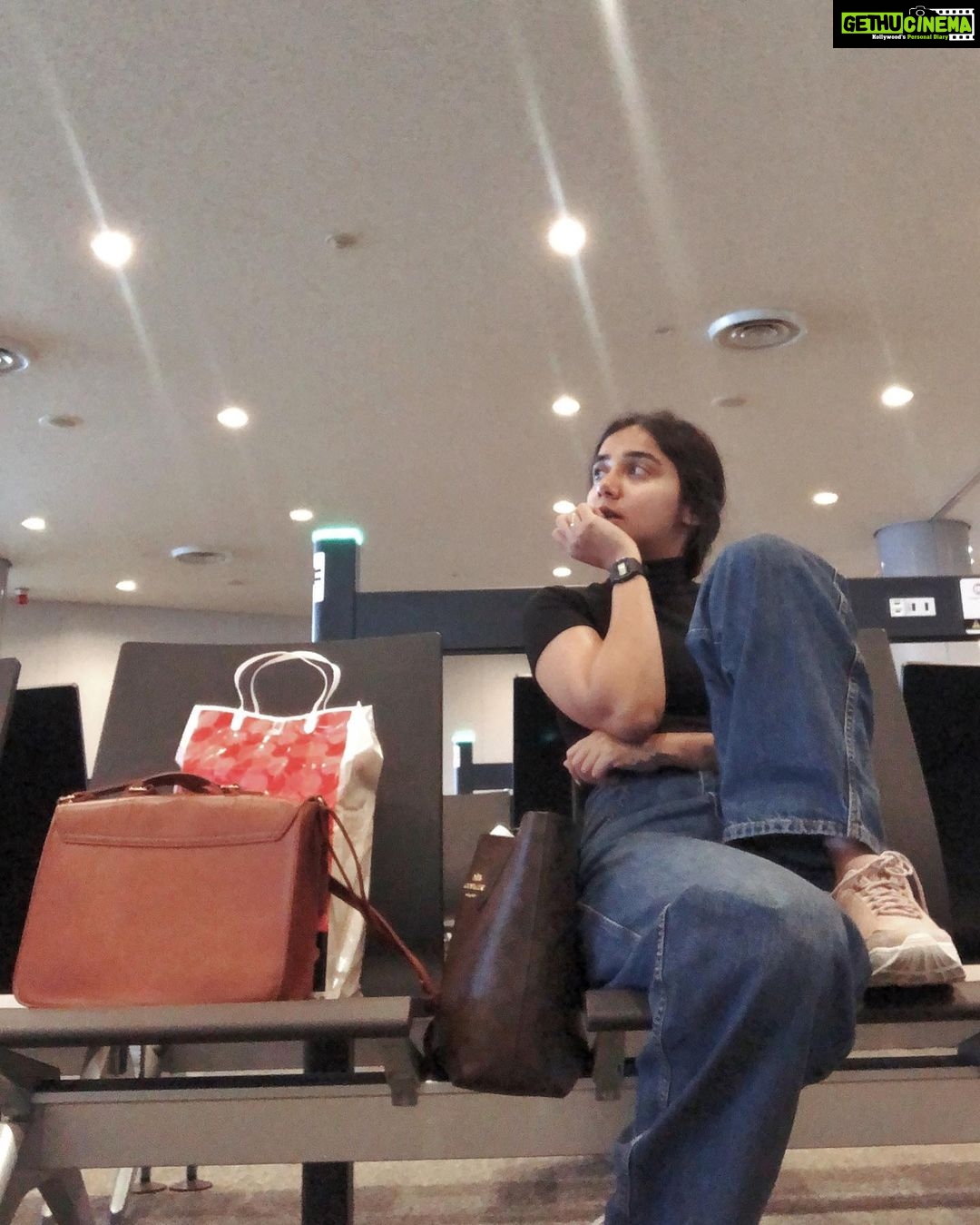 Prajakta Koli Instagram - Arigatō sayōnara, Tokyo! See you soon. ✈️ #EnrouteHome Narita Airport Terminal 1
