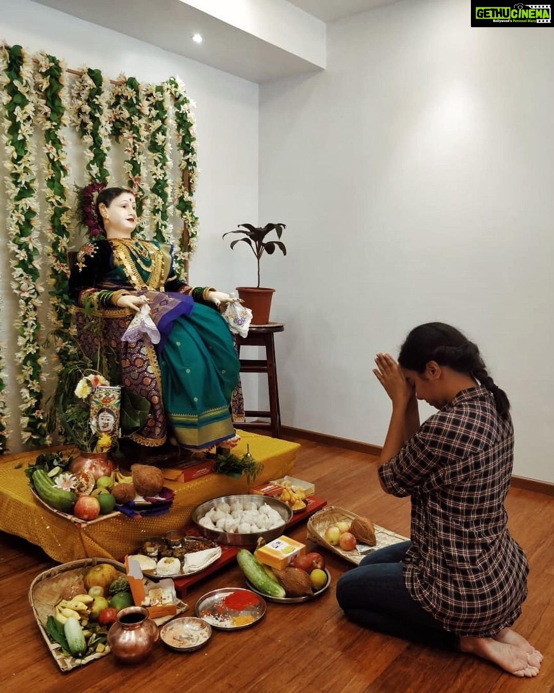 Prajakta Koli Instagram - Gaura Bai aayli. ♥️