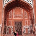 Prajakta Koli Instagram - It’s a beautiful country we live in. Let’s give it the love and respect it rightfully deserves. Happy Independence Day, India! ♥️ Taj Mahal, Agra City