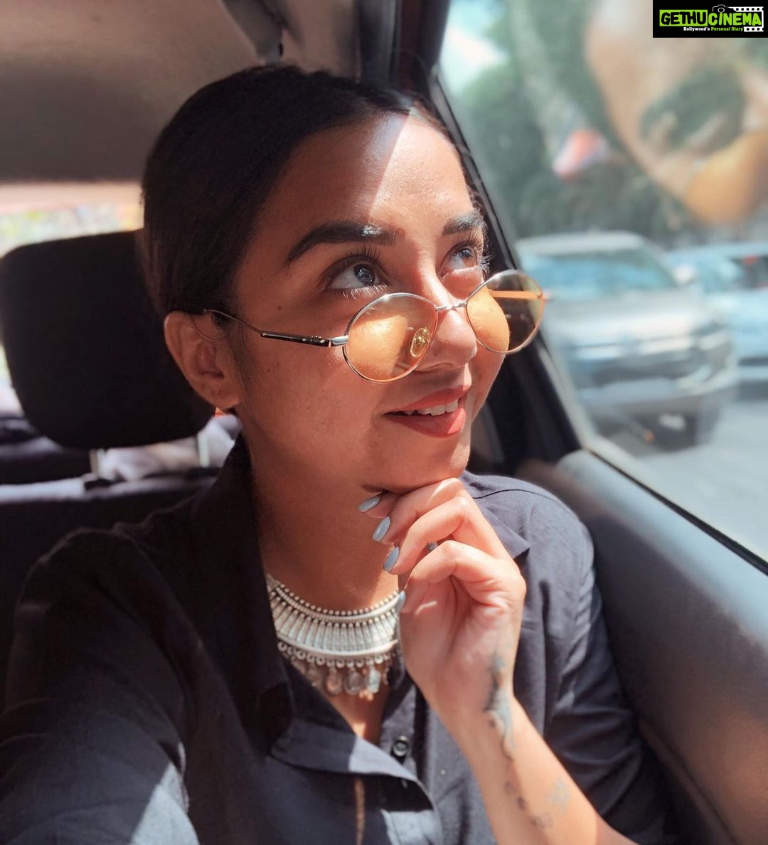 Prajakta Koli Instagram - We all want sunshine in our eyes. And not in the annoying squinty way. #YouKnow
