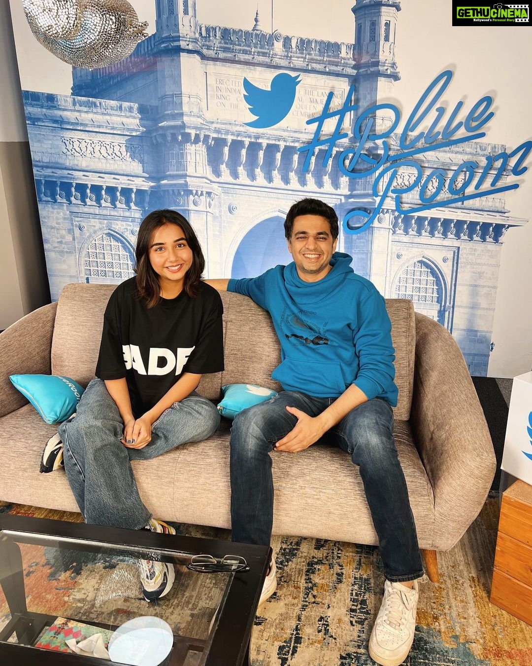 Prajakta Koli Instagram - Spent the morning fangirling over The Rings Of Power with The Rohan of Joshi. 🥳