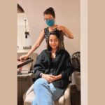 Prajakta Koli Instagram - Sitting in my favourite person’s makeup chair after weeeeeks🥳