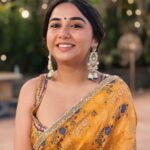 Prajakta Koli Instagram - ✨💛 .. .. Styled by @sakshi312 Saree by @drishtizahabia Jewellery by @azotiique