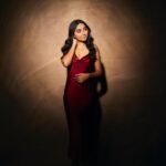 Prajakta Koli Instagram - Tujhko mirchi lagi toh main kya karoon? 🌶 … Makeup - @madhuradeokute Hair - @shrushti_birje Styled by @sakshi312 📷- @shivamguptaphotography